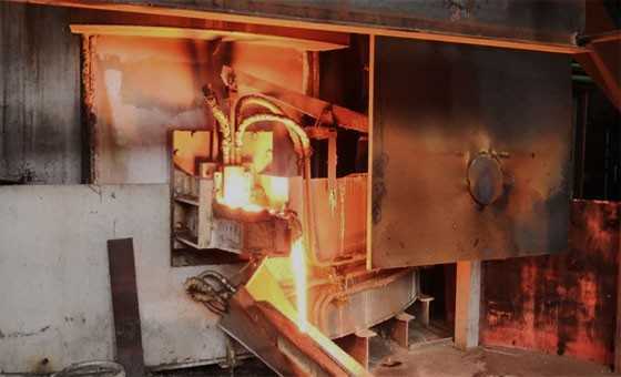 Электроплавильная печь для производства базальтовой ваты